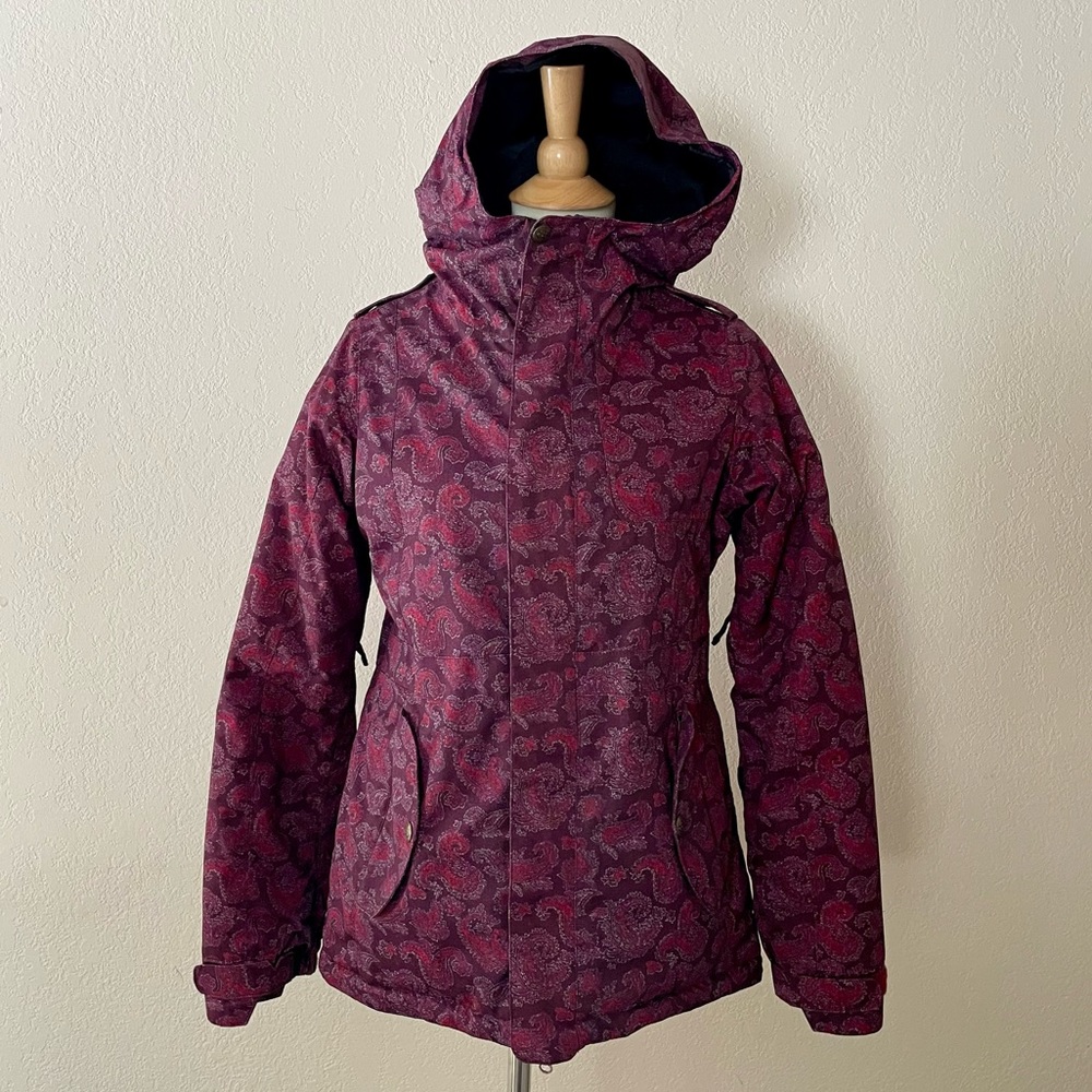 686 Six Eight Six Snowboard Jacket Women’s Small Paisley Pattern Print